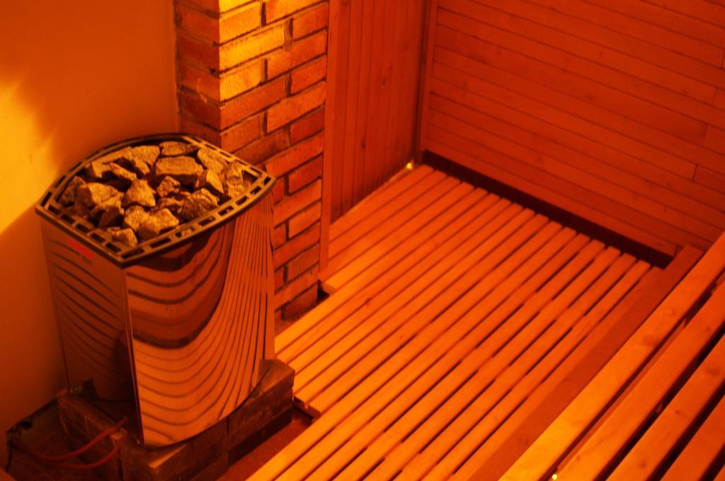Wellness Hotel Sauna มาลา โมราฟกา ภายนอก รูปภาพ
