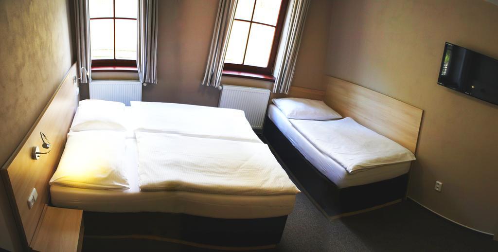 Wellness Hotel Sauna มาลา โมราฟกา ภายนอก รูปภาพ