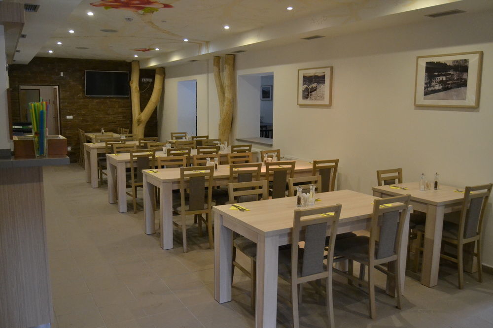 Wellness Hotel Sauna มาลา โมราฟกา ภายนอก รูปภาพ